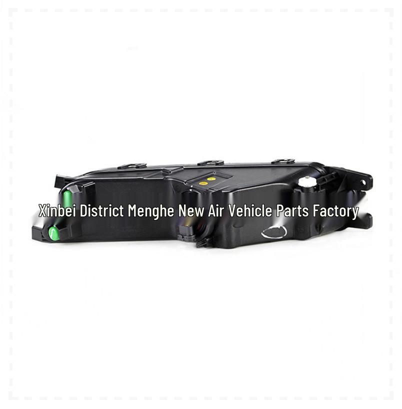 Fits 16-19 Magotan B8L Passat B8 Front Bumper Fog Light Assembly with Bulb