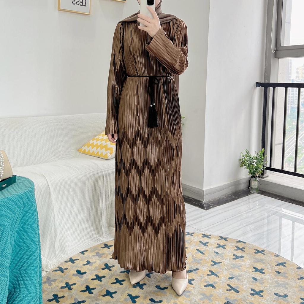 2022 Loriya Pleated Long Dress, European & Middle Eastern Style, Dubai Robe LR520