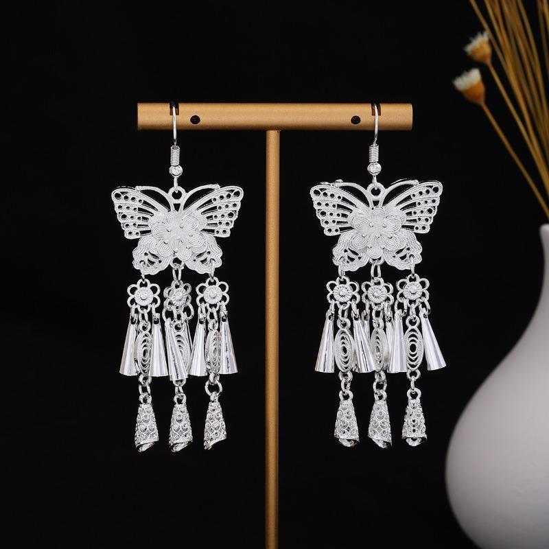 New Miao Long Tassel Minority Earrings, Light Luxury Miao Silver Exaggerated Fashion Temperament Earrings