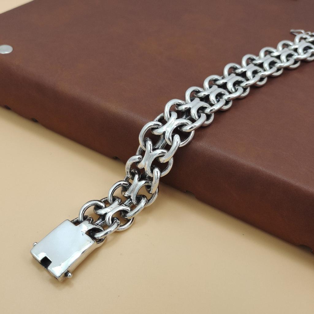 Retro Punk Style Domineering Men's Bracelet with Trendy Design, Simple, Versatile and Generous