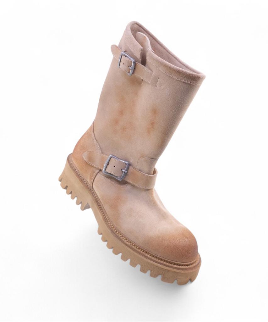 Yase 6.5Cm Feather Commando Sole Suede Engineer Boots Sand