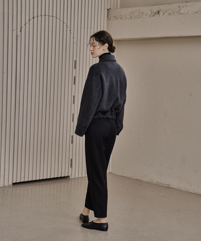 Kkeulle Tuck Twill Pants_Black