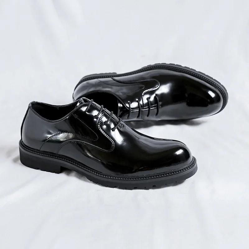 Fashion Patent Leather Business Casual Shoes for Men Thick Soles and Bright Tops Fashion Spring Autumn Designer Derby Shoes Men