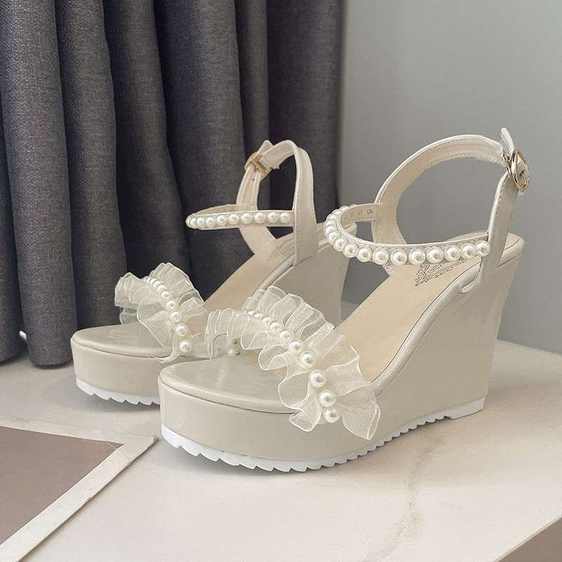 

Wedge heel sandals women s summer new sweet lace beaded open-toed waterproof table one-word buckle super high heel sandals 40 белый