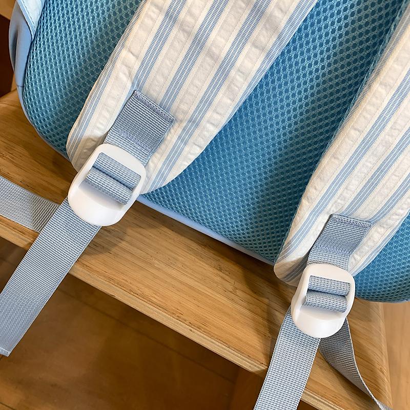 Gestreifter Rucksack für Gymnasiasten mit hoher Kapazität