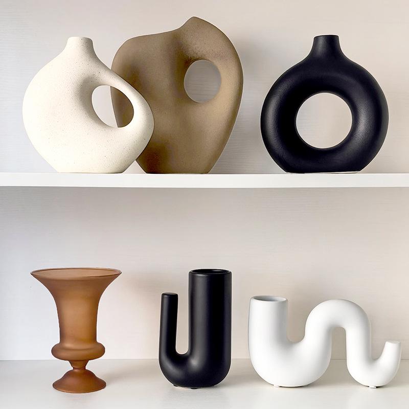 Tai Life Earth-Tone Ceramic Ornaments for Desk, Bookshelf, or Entryway - Luxurious, Soft Furnishings with a High-End Feel