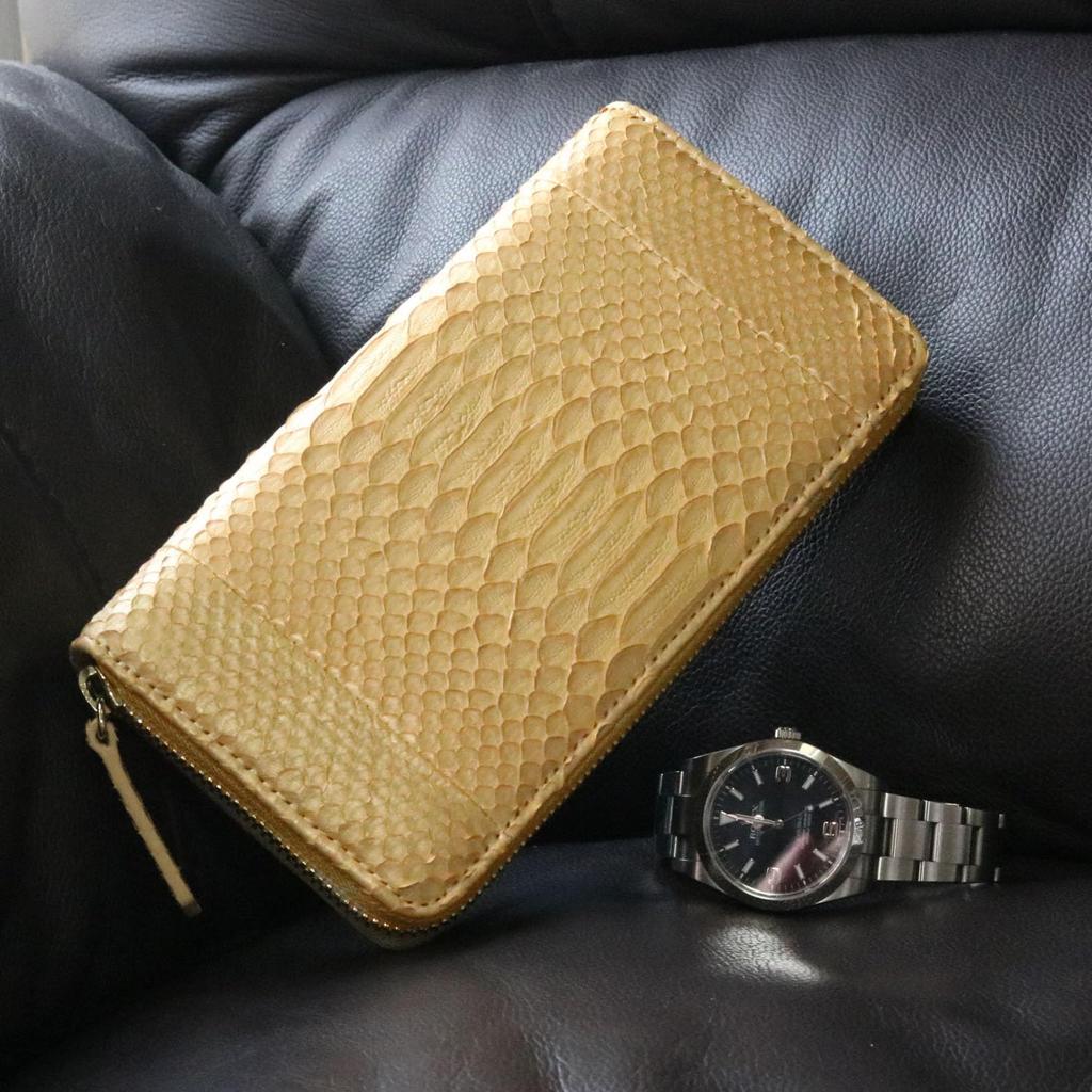 Gold Diamond Python Long Wallet Wallet Snake Skin Snake Skin Snake Skin Snake Skin Genuine Leather Round Zip Round Zipper Long Wallet Large Large