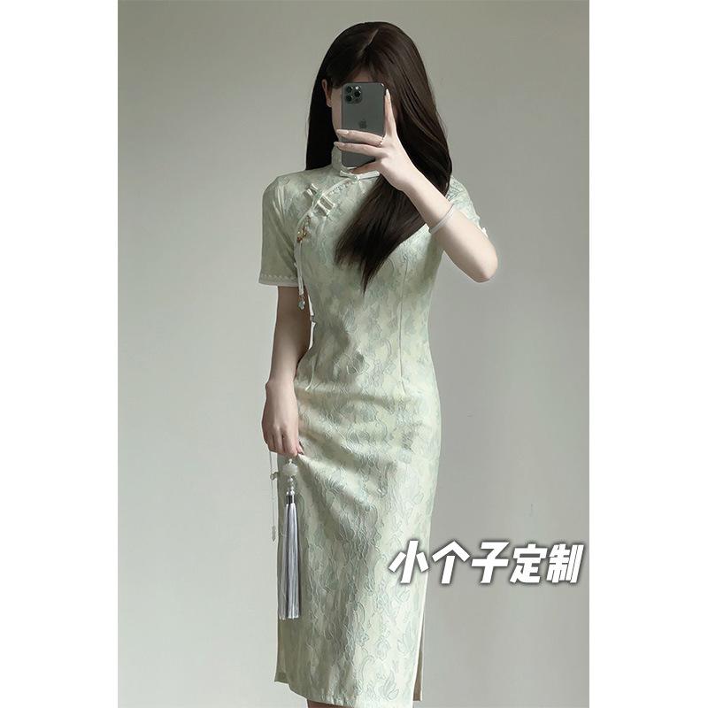 Small and short improved cheongsam women's waist and hip slim fit medium and long new Chinese dress shows high summer