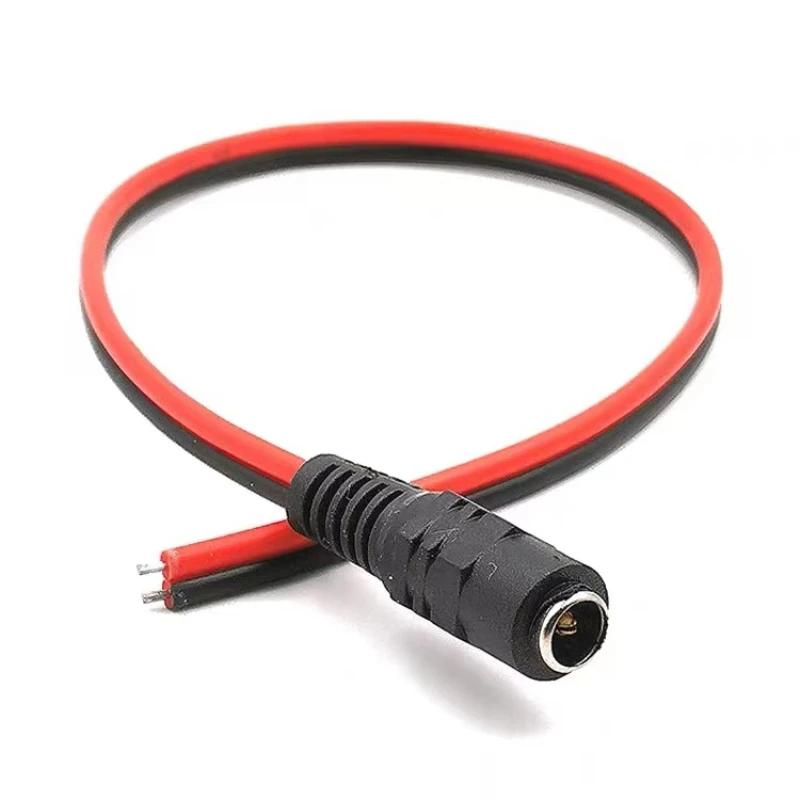 

Роз єм постійного струму чоловічий/жіночий, затискачі типу крокодил , кабель живлення 12V, 2 затискачі типу крокодил , підключені до напруги 5,5*2,1 мм