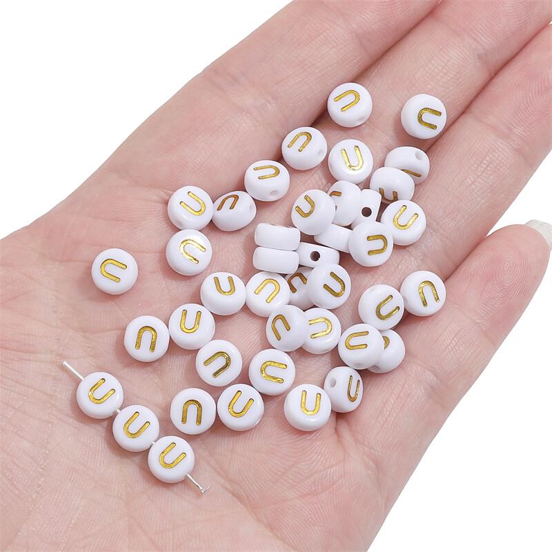 50 ks Akrylové zlaté A-Z anglické písmenkové korálky Ploché kulaté korálky s abecedou pro výrobu šperků DIY Pár Přátelství Náramek Náhrdelník