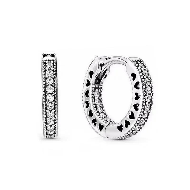 925 Silver Heart Earrings Exquisite Shiny Circular Light Luxury Jewelry Perfect Festive Gifts for Her