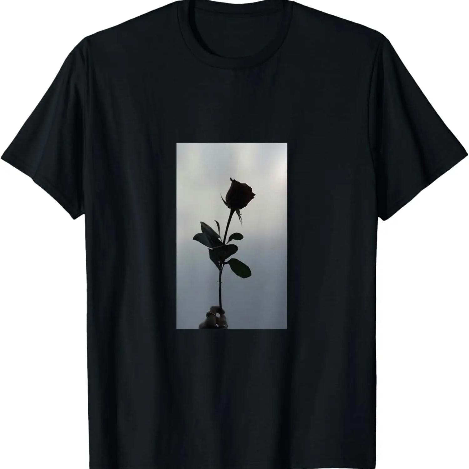 Roses Flowers Aesthetic Retro stylish vintage dark floral T-Shirt S чёрный