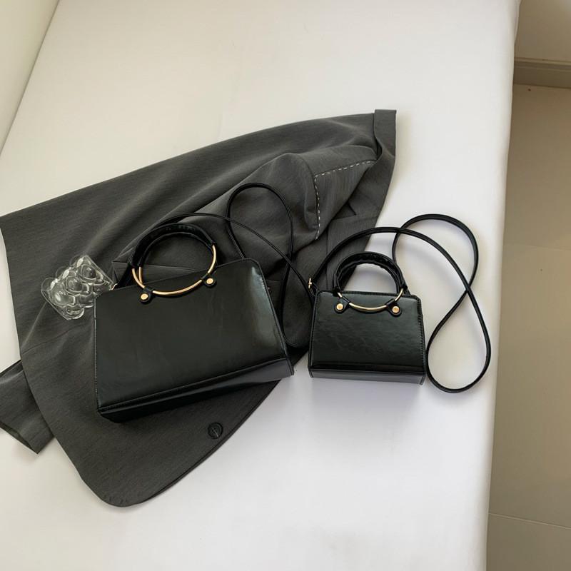 Chic Large Capacity Square Handbag For Women Stylish Versatile Shoulder Bag In Black And Blue