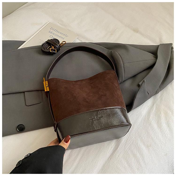 Ретро ведро маленькая сумка женская матовая текстура на плечо женская сумка высокая стоимость простая повседневная маленькая сумка