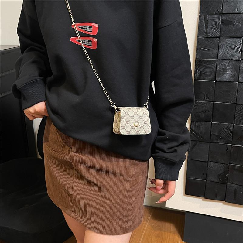 This Year's Popular Mini Small Bag Women's 2025 New Trendy Fashion Simple Shoulder Messenger Bag Trendy Versatile Small Square Bag