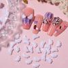 50 Stück links/rechts gespleißte Engelsflügel Nail Art Charms linke und rechte Flügel weißes Harz Nail Art Dekorationswerkzeuge