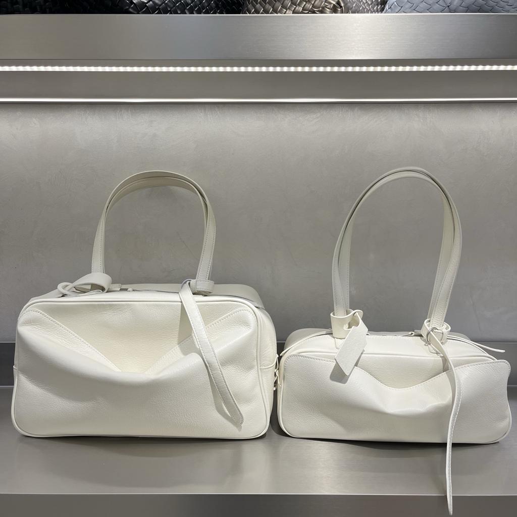 Retro Bowling Bag 2025 New Niche High-end Handbag Commuting Single Shoulder Armpit Bag Fashionable Women's Bag