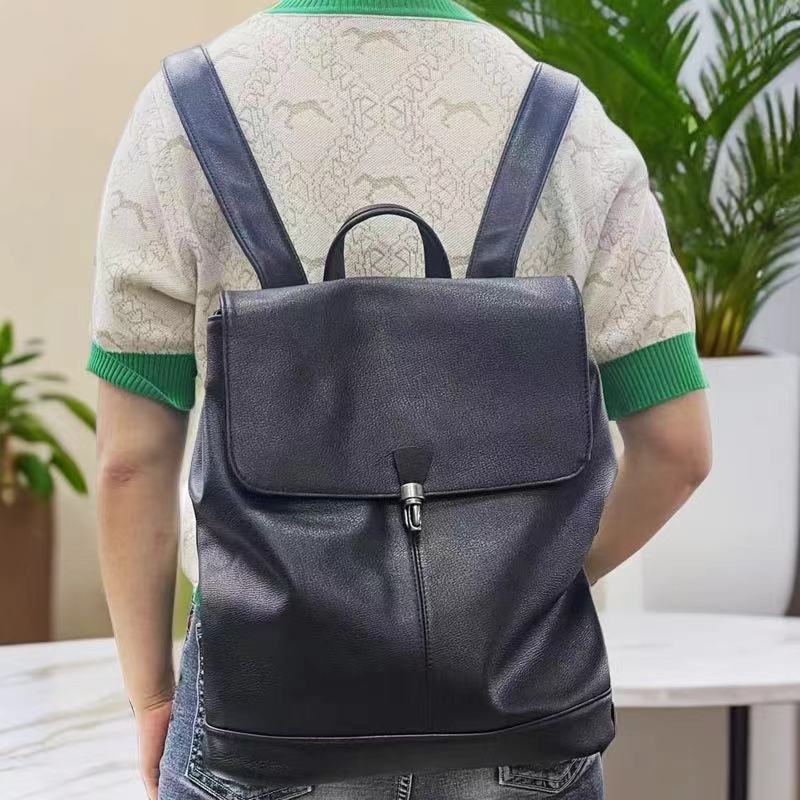 Leather Women'S Bag, Flip Lock, Anti-Theft Backpack, Black Cowhide Travel Sports Back.