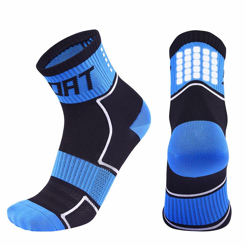 Men and Women Bicycle Crew Socks Outdoor Use Fitness Marathon Riding Running Sock Performance Athletic Breathable Crew Socks
