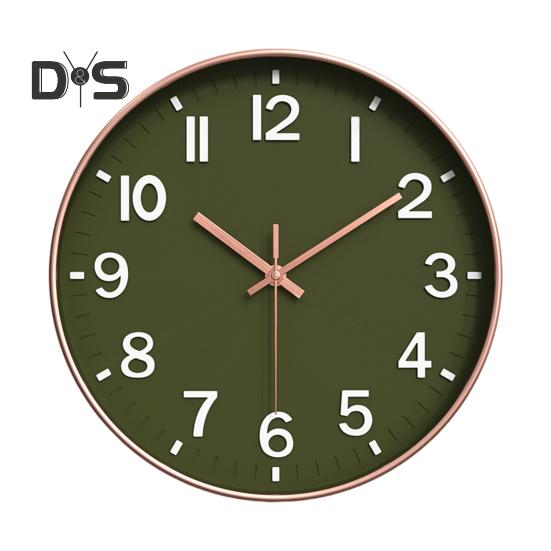 

Настенные часы Кварцевый механизм Четкий дисплей Большие трехмерные цифры Бесшумная работа Питание от батареек Нетикающие часы зелёный
