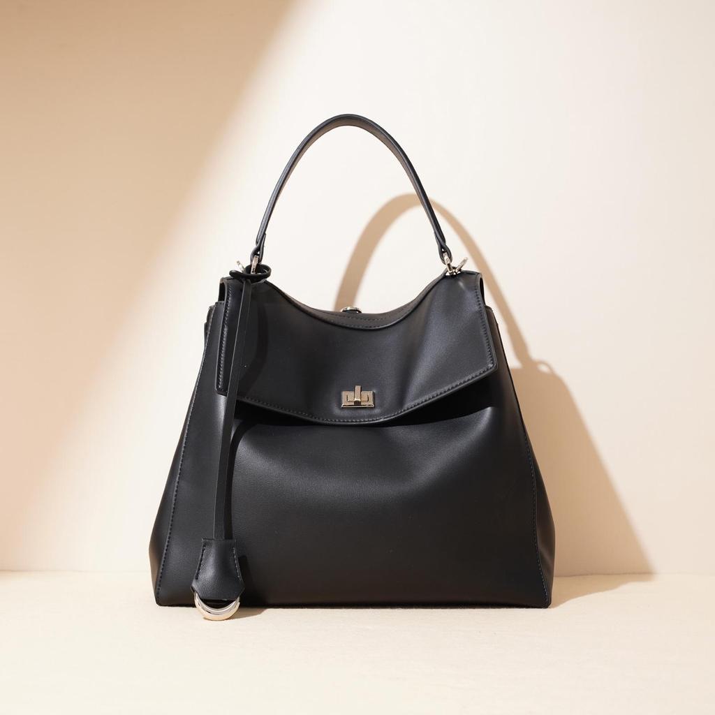 2025 Advanced Women's Cowhide Tote & Handbag: New Fashion Single Shoulder Backpack Design