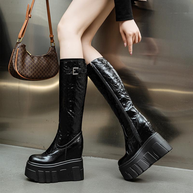 Tall Women's Leather Boots Will Be Popular In Autumn and Winter 2025. Long Women's Boots Will Increase Their Inner Height and Fold, and Thick-soled F