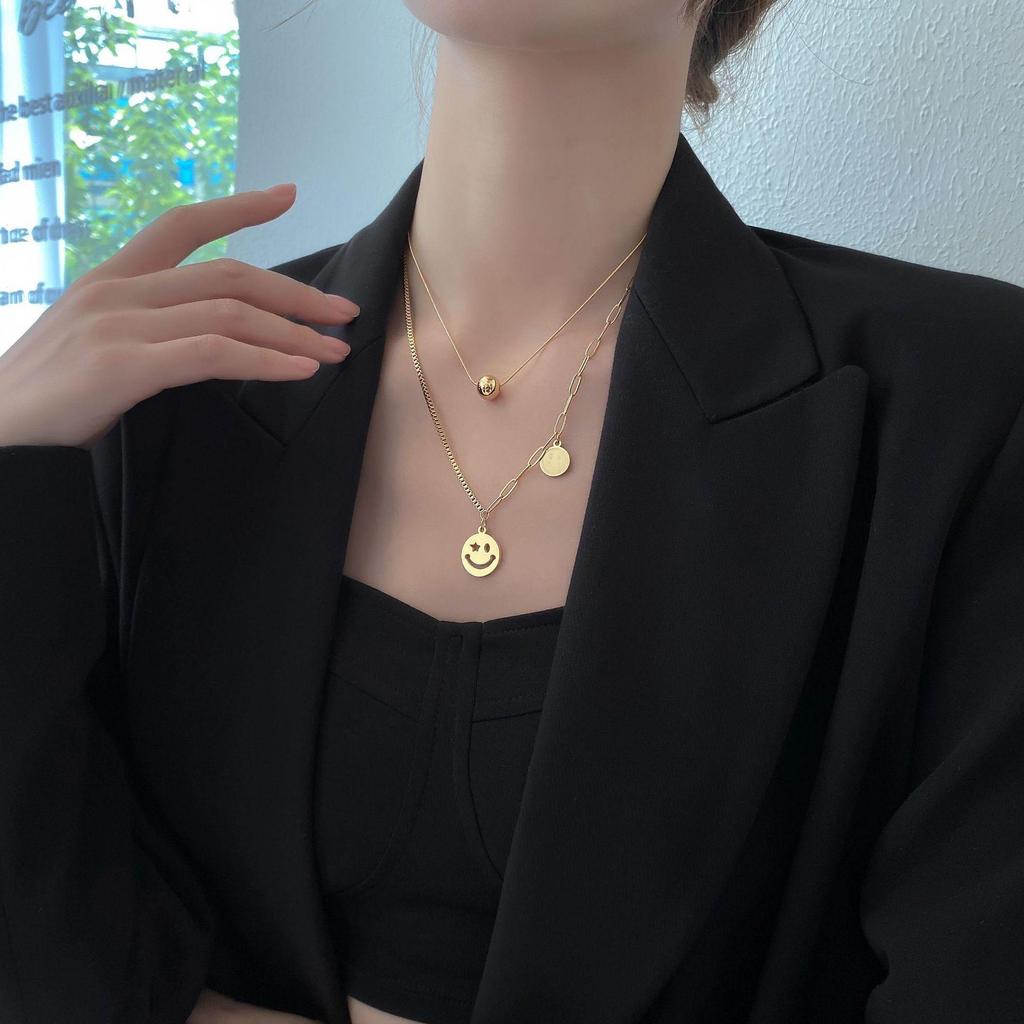 Butterfly Necklace with Color-Retaining Zircon - Fashionable, Versatile Women's Jewelry Accessory.