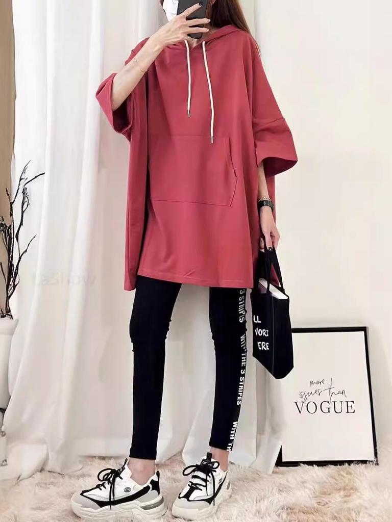 T-shirt da donna a maniche medie con cappuccio Baduamine - Tinta unita, Coprifianchi, Vestibilità ampia