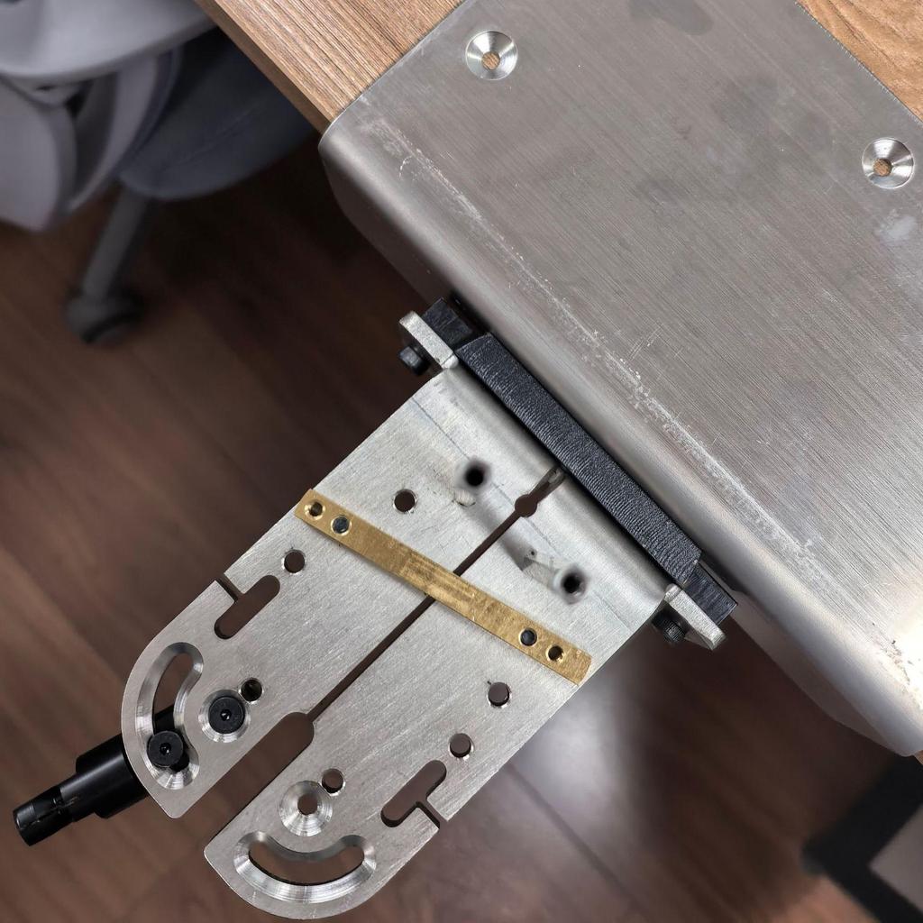 Multi-Functional Punch-Free Workbench Clamp for Metalworking, Jewelry, and Wood Polishing - Strong Tabletop Fixing Clamp