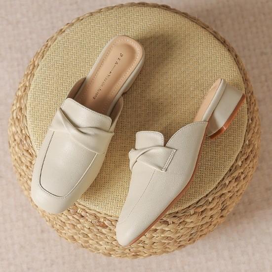 Ein-Fuß Runde und Halb-gestopfte Pantoletten Im Sommer Tragen Echtes Leder Einzelne Schuhe 3CM Lässige Damen Flachabsatz Sandalen