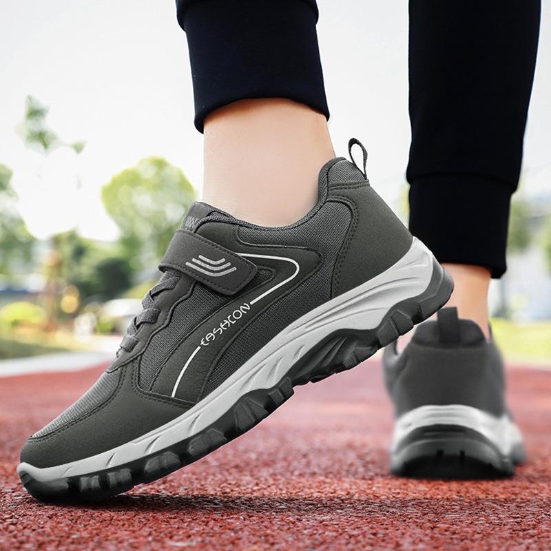 Fashion Autumn Winter Couple Sports Shoes New Men's Women's Elderly Anti Slip Shoes Fashion Outdoor Mountaineering Casual Shoes Travel