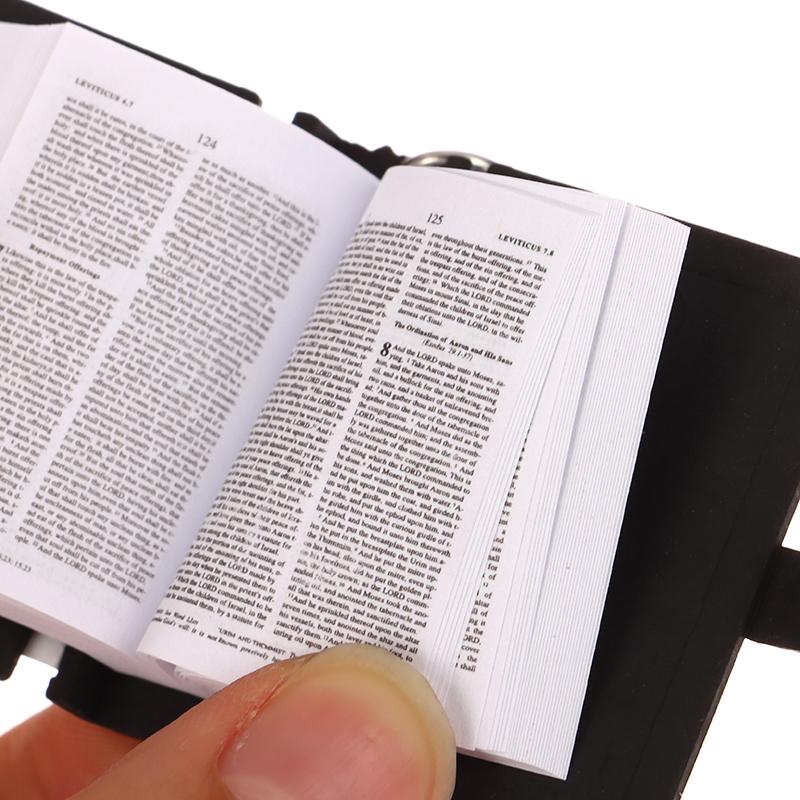 Mini Bible Keychain Book Pendant Key Chain Car Key School Bag Decoration Accessories English Cross Religious Keyring
