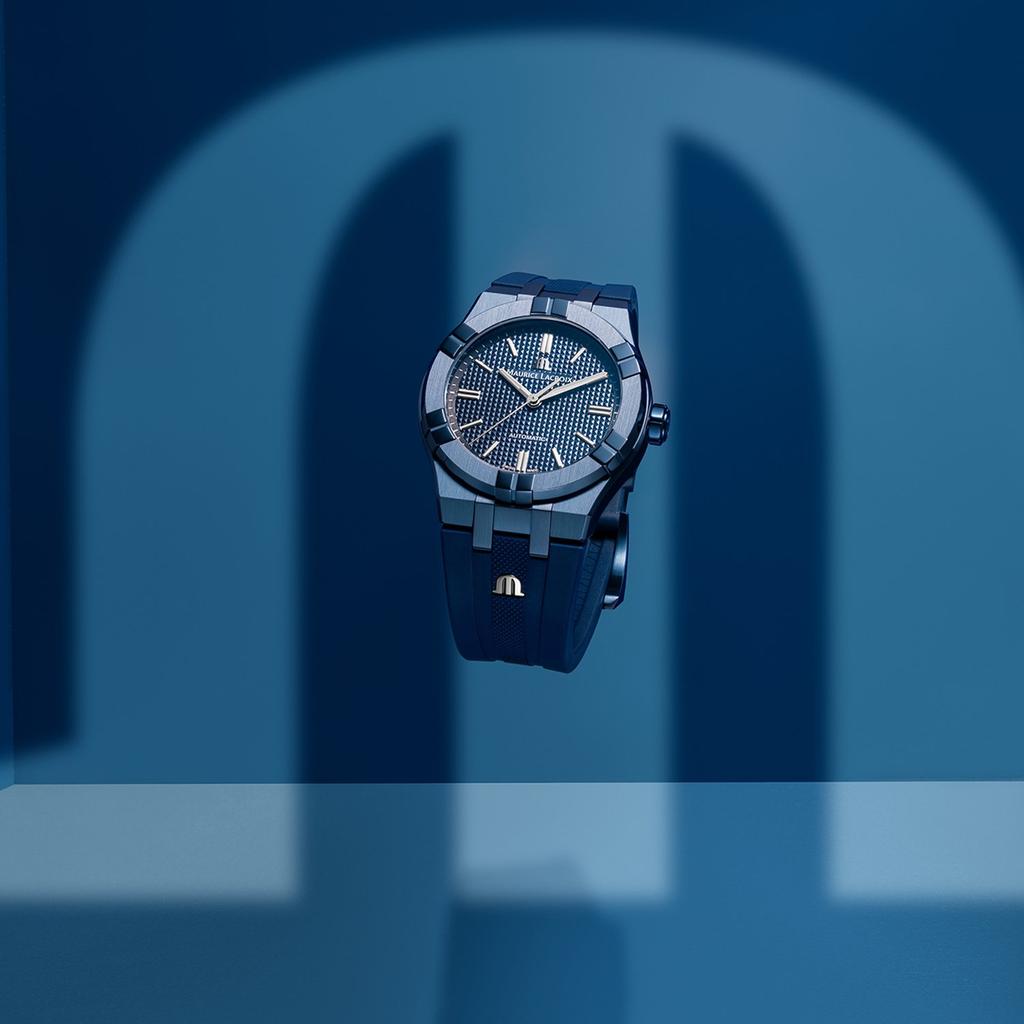Maurice Lacroix AIKON Automatikuhr 39mm Blau PVD-Gehäuse Clous de Paris Zifferblatt Kautschukarmband (AI6007-PVC00-430-4)