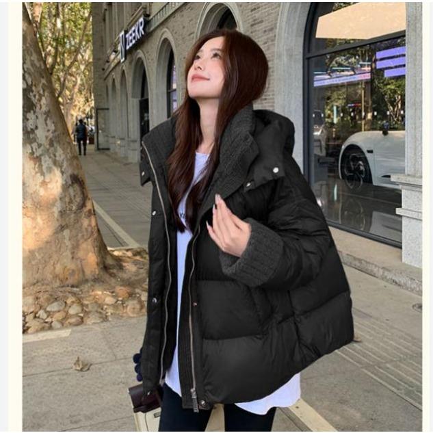 Žieminė storesnė moteriška striukė su oversized avikailio apykakle