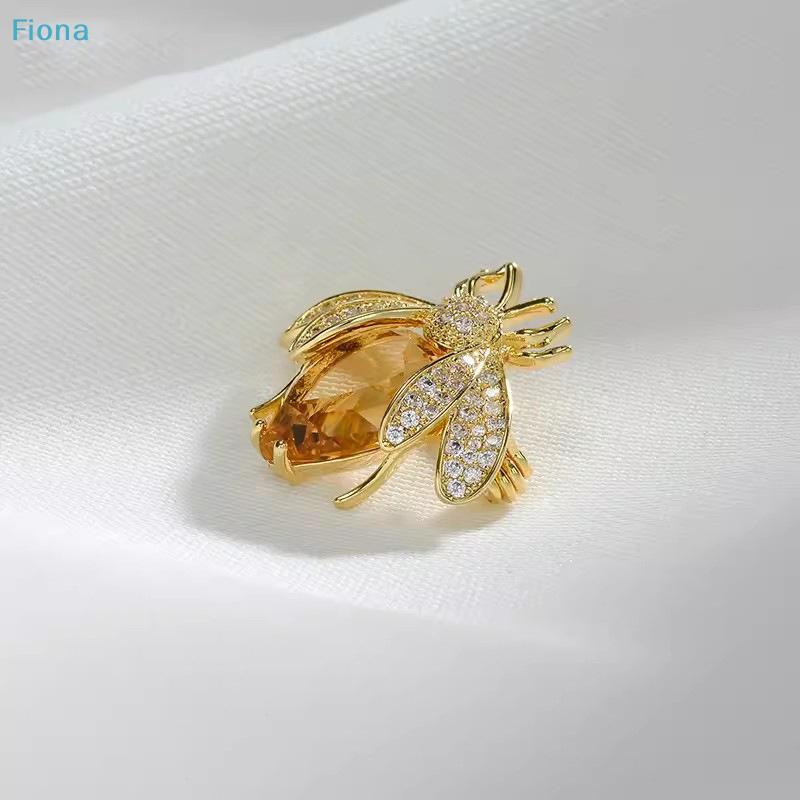 Gold-Tone Crystal Bee Brooch, Rhinestone & Amber Teardrop Insect Pin for Clothing, Scarf & Bag Decoration