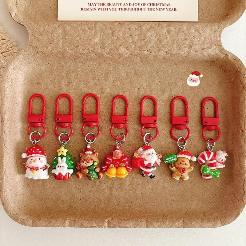 Cartoon Christmas Keychain Cute Santa Snowman Elk Keyring Xmas Party Favors Bag Pendant New Year Gift