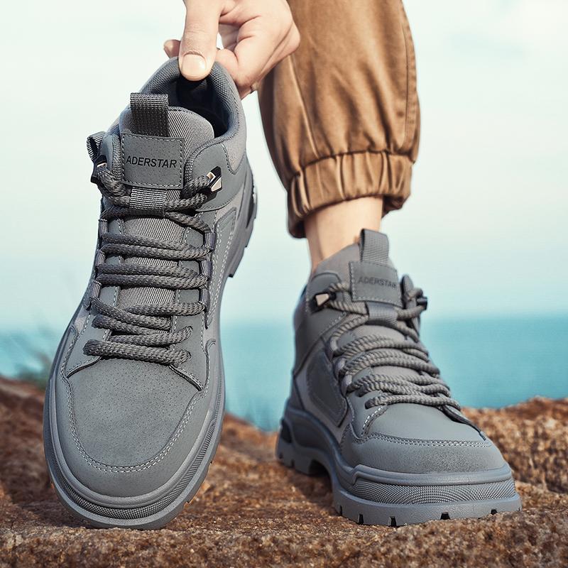 Autumn 2025 New Fashionable Workwear Boots Outdoor Trend Hiking Shoes Men's Thick Soled Gray Casual Shoes Men's  Flat Boots