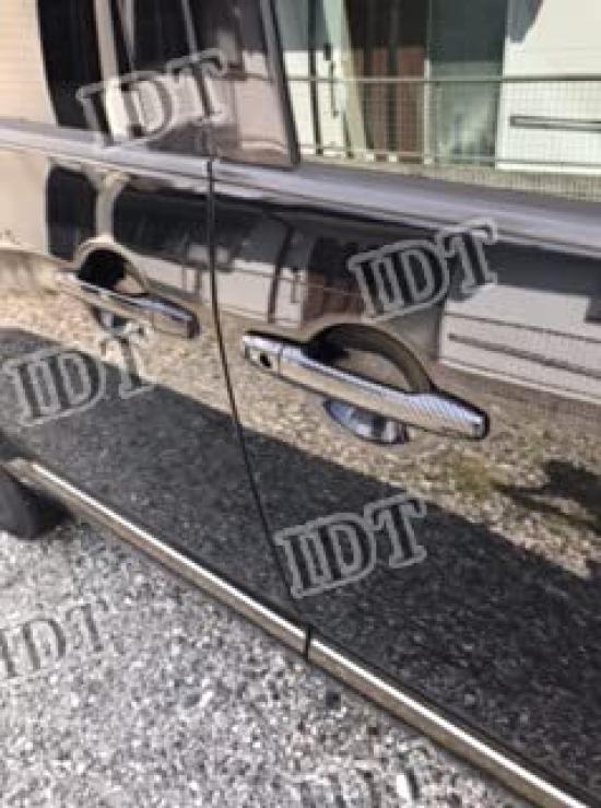 

IDT Carbon Door Handle Covers for Delica with Mini Wiping Cloth Garnish Protector Compatible with Keyless Entry Vehicles For vehicles without rear