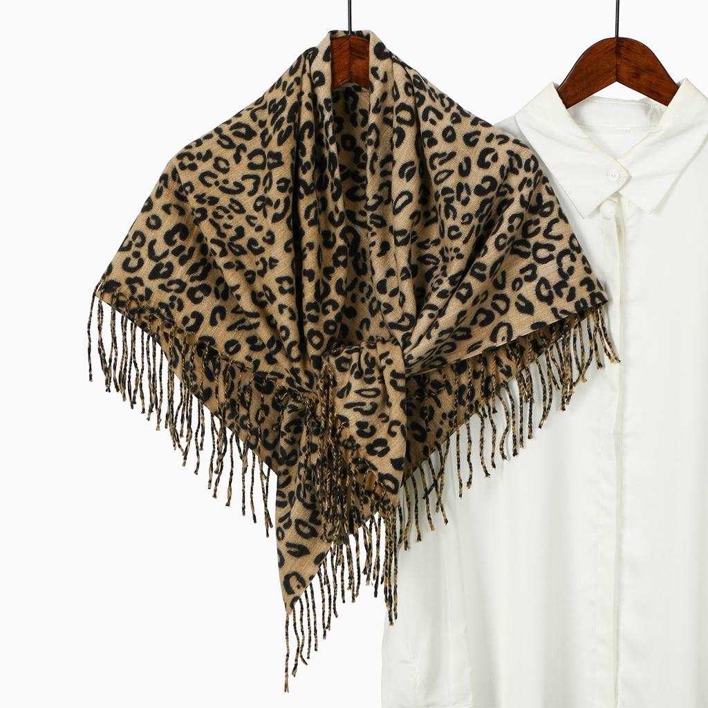 Leopardenmuster Fransen Quadratisches Tuch Imitation Kaschmir Schals Damen Herbst Winter Schals Damen Elegante Wickeltücher Mulffer 100*100cm