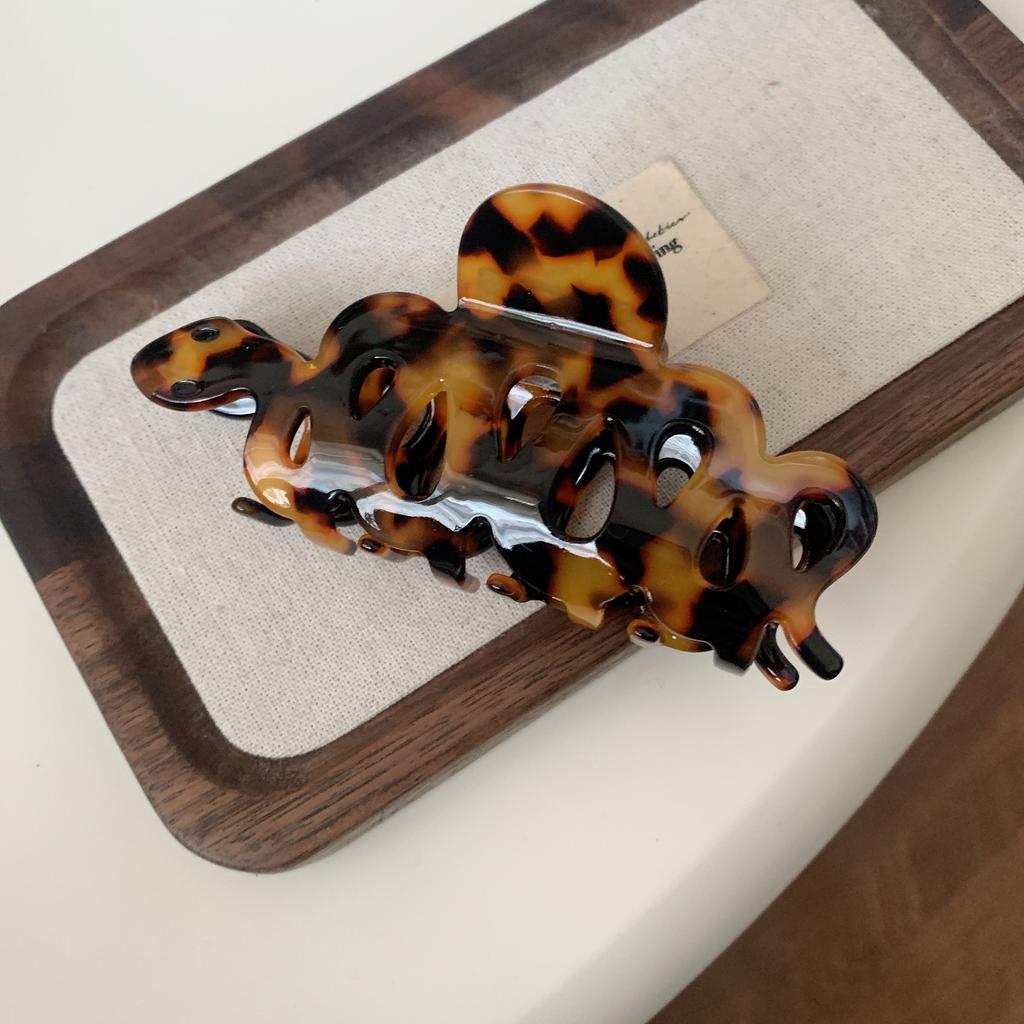 Novo Design 10,3CM Padrão Forma de Cobra Oco Presilha de Cabelo Retrô Acetato Presilha Tubarão Acessórios de Cabelo Para Mulher Meninas