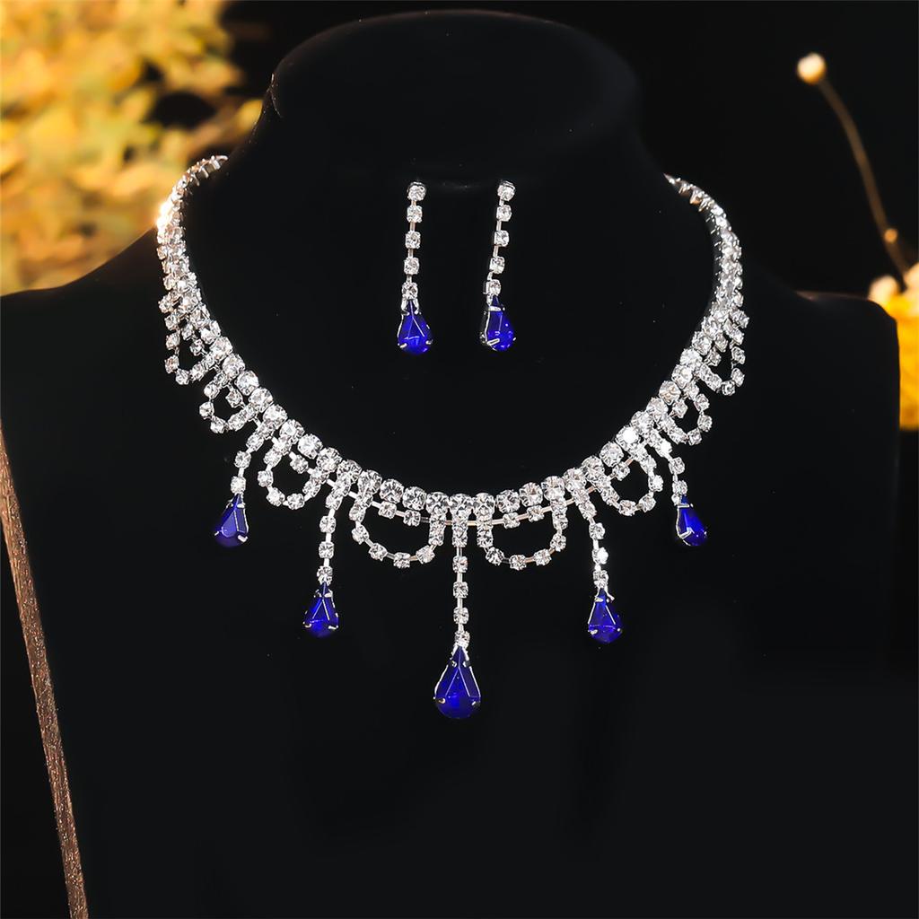 Luxury Sparkling Rhinestone Necklace Earrings Two-piece Set