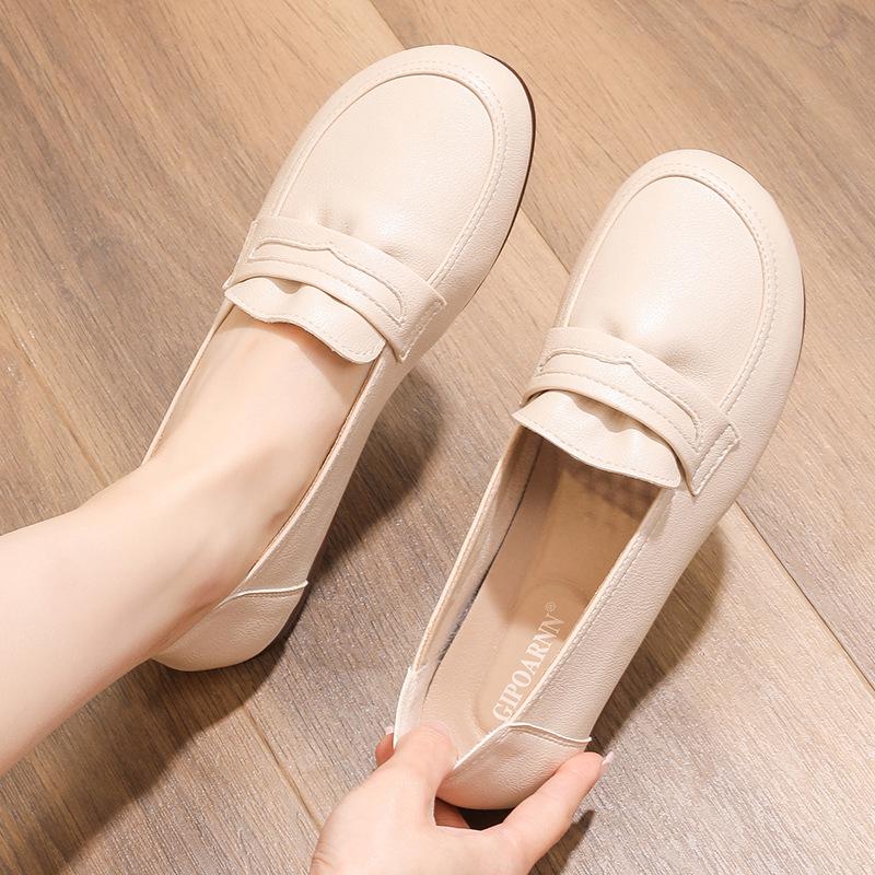 

2025 Новые кожаные балетки на мягкой подошве для женщин среднего возраста: Нескользящая, удобная обувь для весны и осени 40