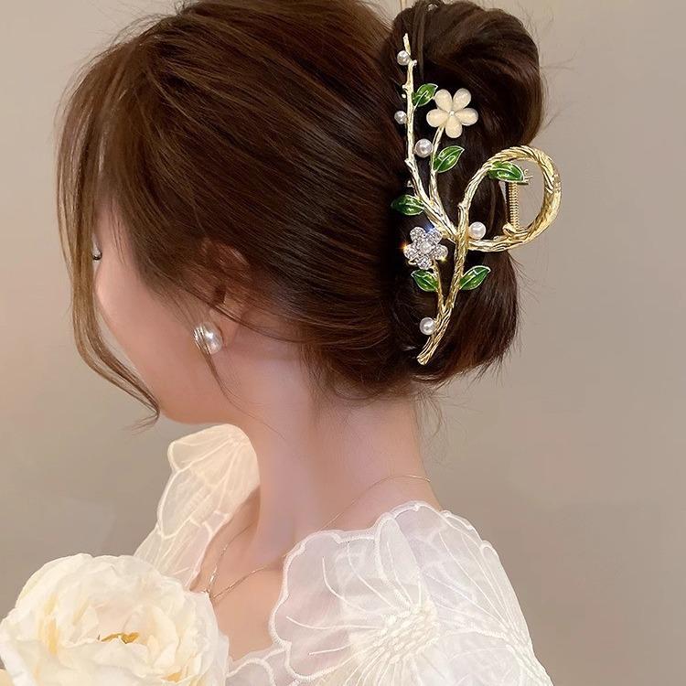 

Exquisite Flower Hair Clip - Cat s Eye Design, Large Claw for Women s Elegant Updos