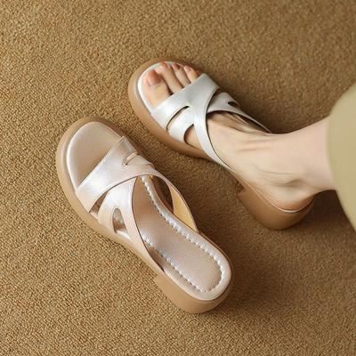 Wear Thick-heeled Thick-soled Slippers, New Summer Vacation Waterproof One-word Retro Cool Slippers