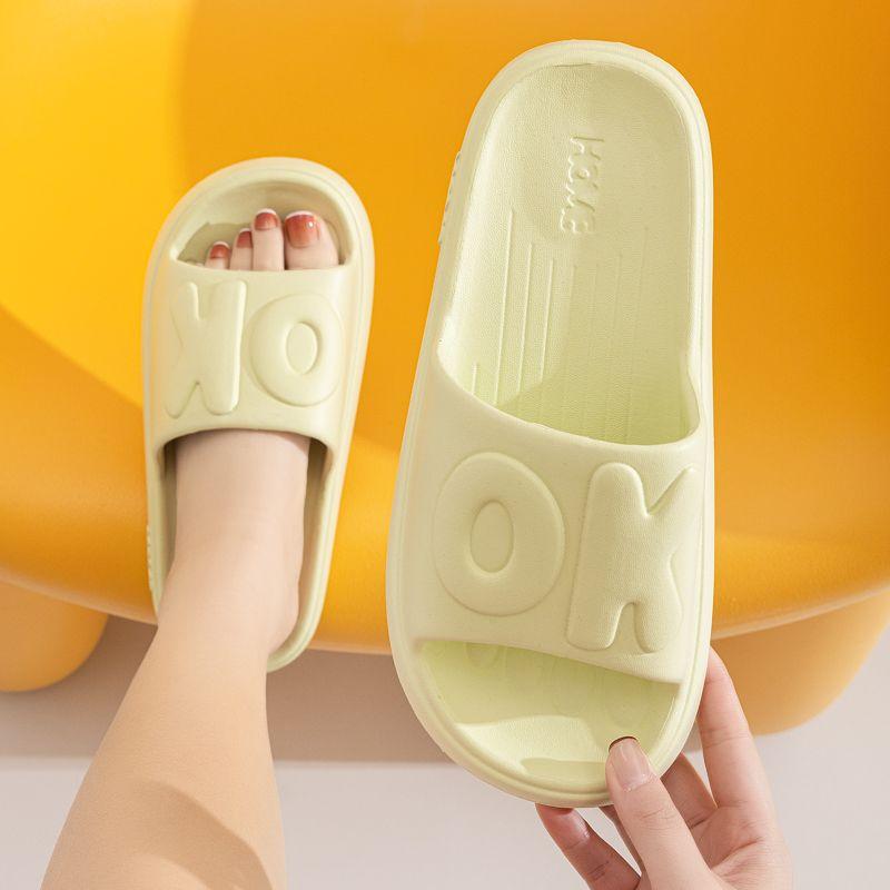 New EVA Summer Non-Slip Slippers for Women and Men Beach Slide Sandals Home Thick Sole Couples Bathroom Slippers