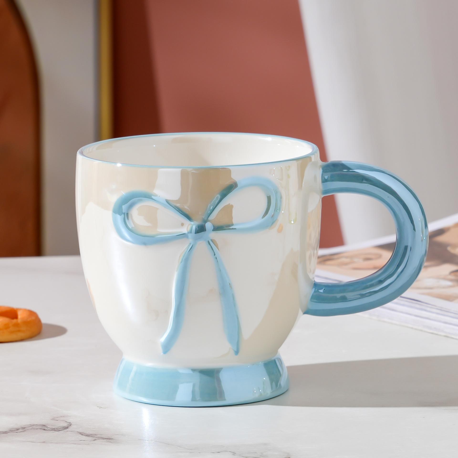 Kreative Schleife Keramiktasse Niedlich mit Deckel Becher Trinkwasser für Zuhause Kaffeetasse Glanz Keramiktasse Paar 400ml