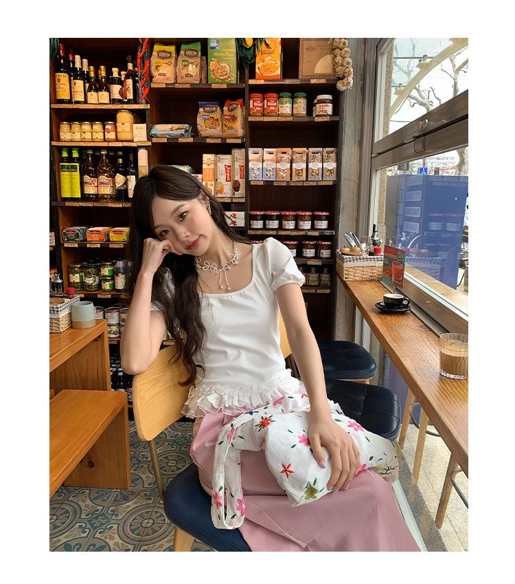 Interpret Beauty Summer 2025 Sweet Lace Trim Slimming Square Neck Short Sleeve T-Shirt S5012