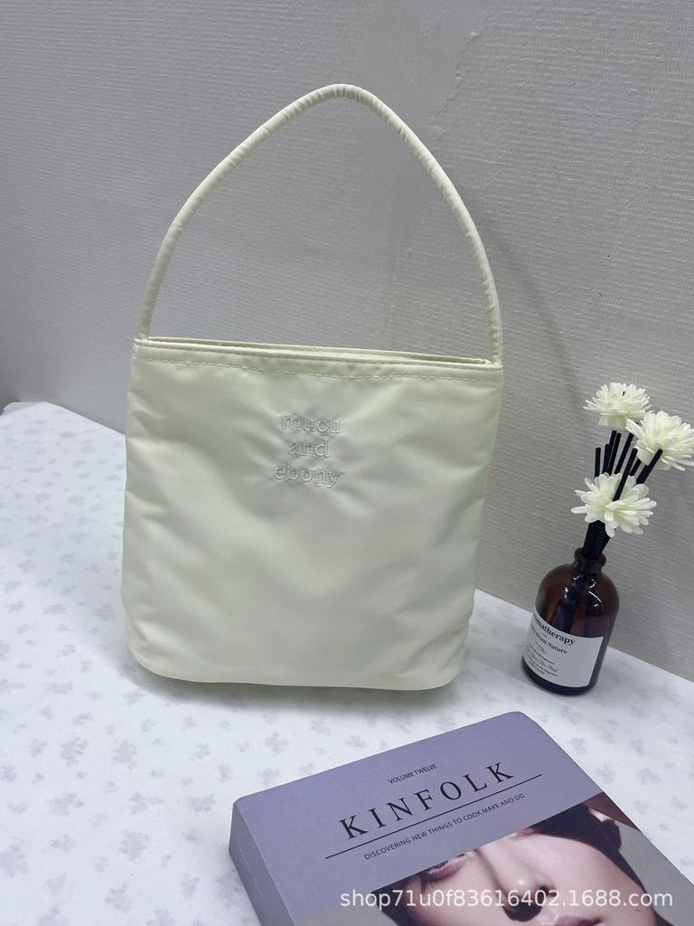 Niche Design Women'S Bag Fashion Commuter Embroidered Handbag Shoulder Nylon Bag