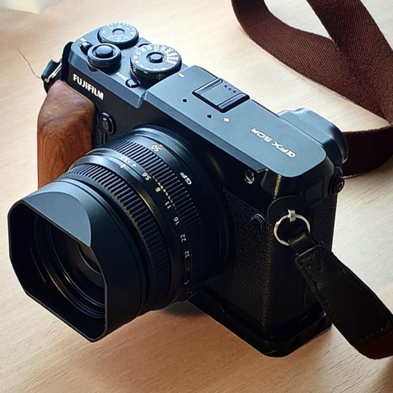 Metal Square Lens Hood with Metal Cap for Fujifilm GF 50mm F/3.5 R LM WR Lens --GFX50R Camera Accessories