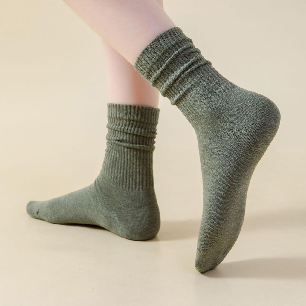 Female Autumn and Winter New Retro All-match Pure Color Cotton Tube Stack Socks